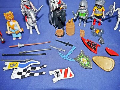 Playmobil Figuren Ritter mit Pferden und Ausrstung