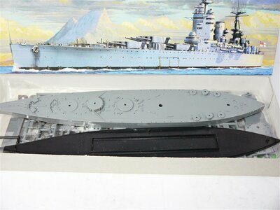 Tamiya 77502 Kriegsschiff British Battleship Rodney 1:700