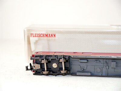 Fleischmann 8112 N Speisewagen WRumh132 der DB