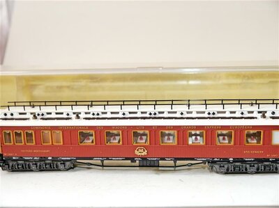 Trix 43391 H0 Speisewagen Orient-Express CIWL (AC + Licht)