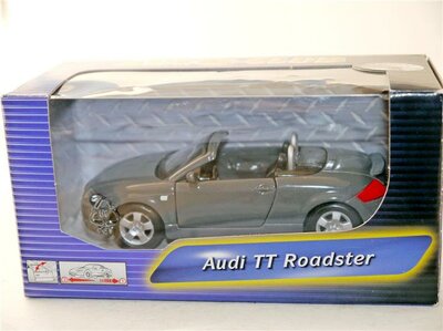 Maisto Audi TT Roadster Metall Modell Collection 1:43