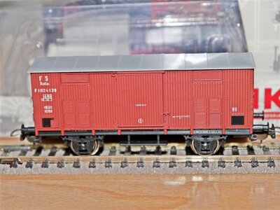 Piko 54019 H0 Gedeckter Gterwagen Ep.III der FS