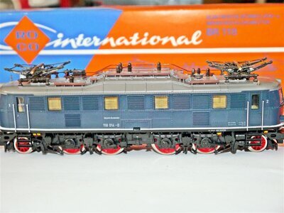 Roco 4141 B H0 E-Lok BR 118 der DB