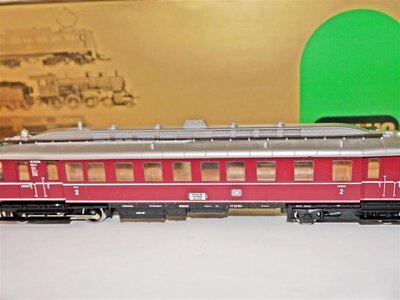 Trix 2468 H0 Triebwagen VT 62 Ep.III DB