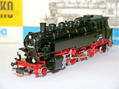 Piko 190/27 Dampflok BR 86 der DR