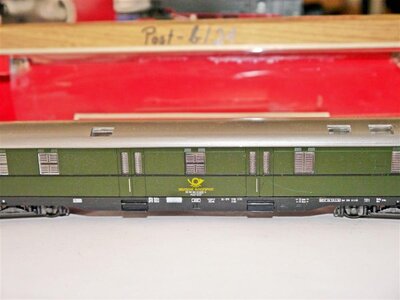 Liliput 83800 H0 Bahnpostwagen Post-b/21 der DBP