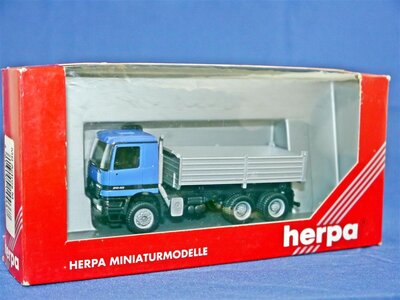 Herpa 144667 Kipper MB Actros M 1:87