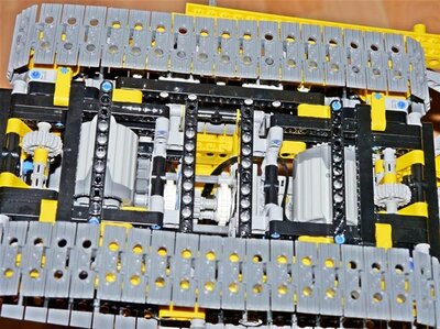Lego Technic 8275 RC Bulldozer mit Motor