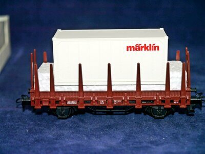 Märklin 44591 H0 Rungenwagen Kls mit Container der DB