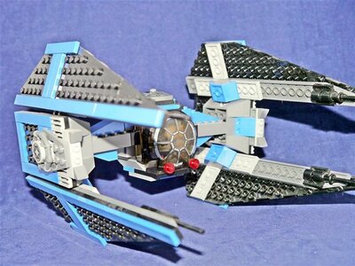 Lego Star Wars Tie Fighter mit Pilot
