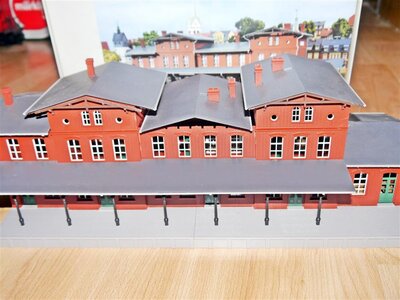 Auhagen 11380 H0 Bahnhof Neupreußen