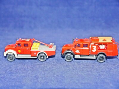 Preiser Magirus Feuerwehr 2x Tanklschfahrzeug 1:87