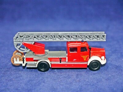 Brekina MB L311 Feuerwehr Leiterwagen Dblingen 1:87