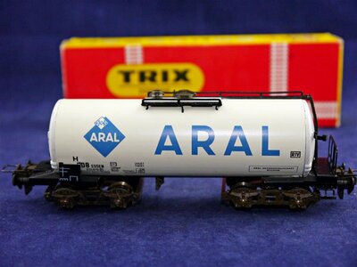 Trix Express 3494 H0 ARAL Kesselwagen der DB