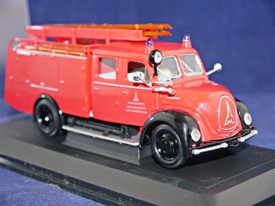 Signature Series 1961 Magirus Deutz Merkur TLF 16 1:43