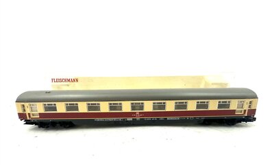 Fleischmann 8160 N IC Abteilwagen 1.Kl. der DB mit Licht