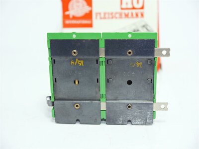 Fleischmann 6920 + 6921 H0 Schalter 2 Stck