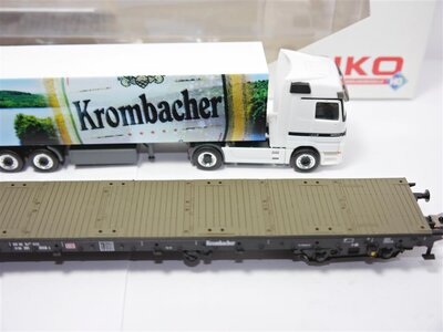 Piko 72035 H0 AC Flachwagen mit Krombacher LKW Truck der DB