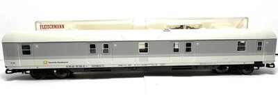 Fleischmann 5829 H0 Bahnpostwagen Post mrz der DBP