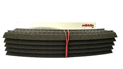 Mrklin 24130 gebogene C-Gleise R1 = 360 mm 5 Stck