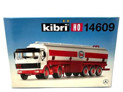 Kibri 14609 H0 MB Esso Tankwagen / Tanksattelzug