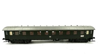 Liliput H0 Eilzugwagen B4e 2.Kl. Epoche III der DB