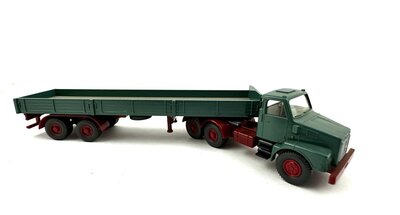 Wiking Volvo Pritschensattelzug 1:87