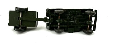 Wiking Jeep Militr mit Anhnger olivgrn 1:87