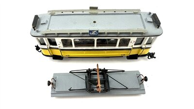 PMT H0m SSB Straenbahn Triebwagen 418 mit Motor