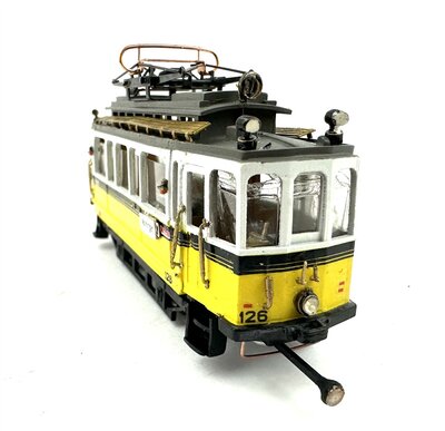 PMT H0m SSB Straenbahn Triebwagen 126 mit Motor