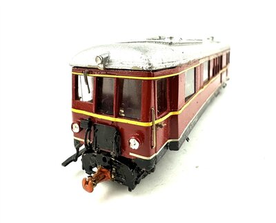 Weinert H0m Triebwagen T3 BR 137 Ep.III der DR
