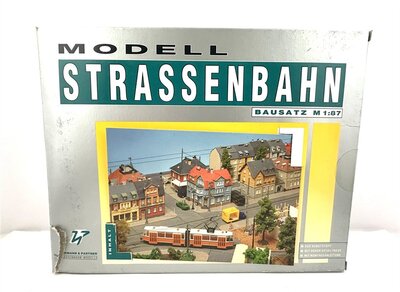 Herrmann & Partner 22024 H0m Tatra KT40 Straenbahn Bausatz