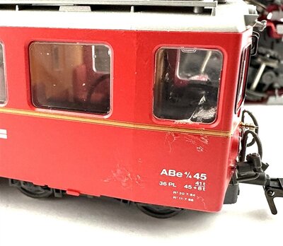 Bemo 1266 H0m ABe 4/4 45 Bernina Triebwagen mit 3 Wagen der RhB