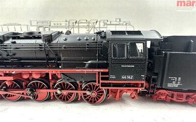 Märklin 37889 H0 Dampflok BR 44 Ep.III der DB mfx digital