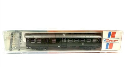 Roco 24322 N Umbauwagen mit Gepckabteil BD4yg der DB
