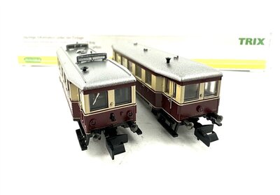 Minitrix 12313 N Dieseltriebwagen VT 135 und VB 140 der DRG in digital