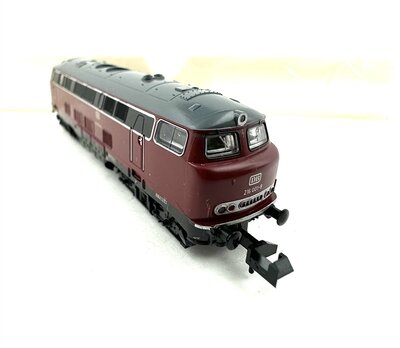 Minitrix N Diesellok BR 216 der DB in digital