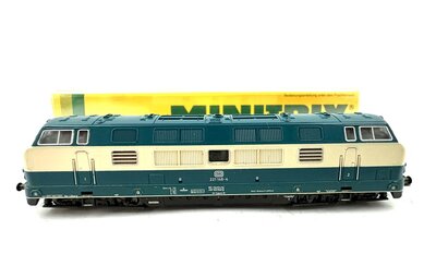 Minitrix 2079 N Diesellok BR 221 Ep.IV der DB