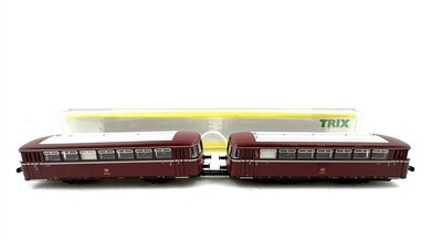 Minitrix 12555 N Schienenbus mit Beiwagen VT 98 + VS 98 der DB in digital