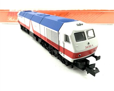 Arnold 2036 N Diesellok BR 240 MAK De 1024