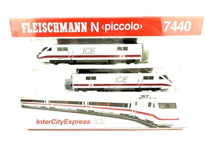 Fleischmann 7440 N ICE Triebzug BR 401 2-teilig Ep.V der DB