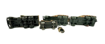Roco Minitanks H0 Schtzenpanzerwagen mit LKW und Jeep 1:87
