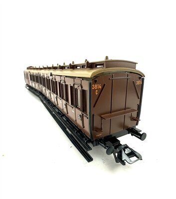 Mrklin 4209 H0 Doppel-Abteilwagen 3.Kl. der KPEV