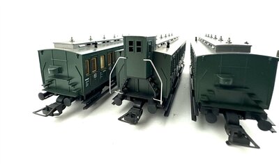 Fleischmann 5092 + 5094 H0 Abteilwagen 3.Kl. Ep.II der DRG