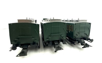 Fleischmann 5092 + 5094 H0 Abteilwagen 3.Kl. Ep.II der DRG