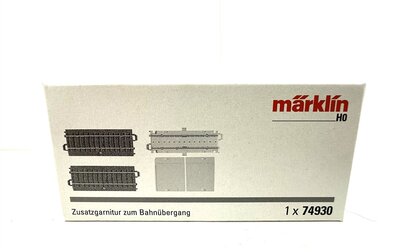 Mrklin 74930 Zusatzgarnitur fr C-Gleis Bahnbergang