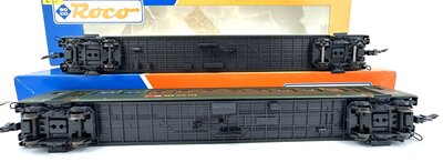Roco 44337 + 44324 H0 2 Personenwagen der SBB