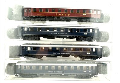 Mrklin H0 Schnellzugwagen-Set Ep.III der DB
