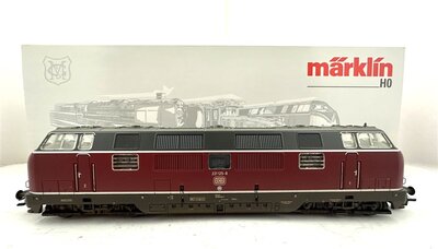 Mrklin 37820 H0 Diesellok BR 221 Ep.IV der DB mfx in digital