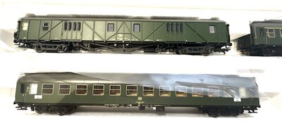 Mrklin 43990 H0 Eilzugwagen-Set Ep.IV der DB mit Licht